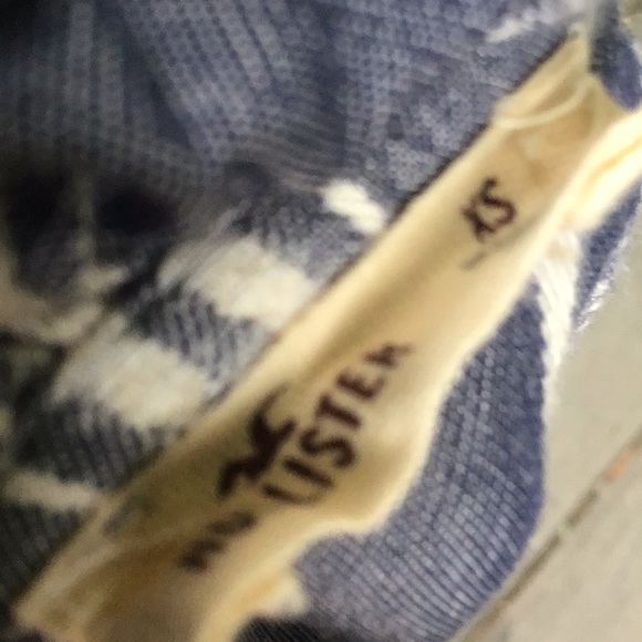 crop top - Picture 2 of 2